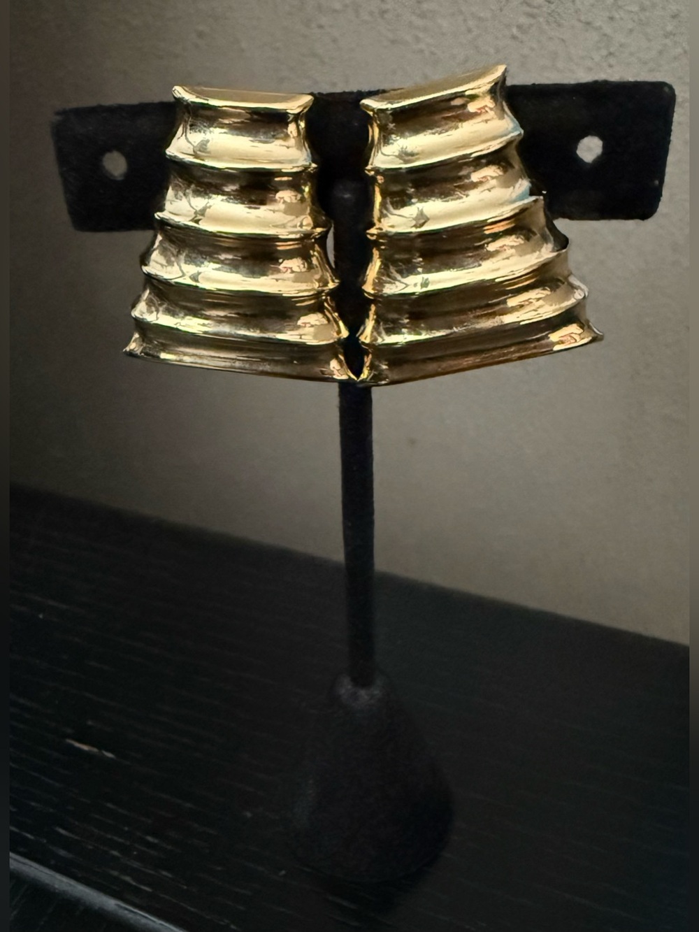 Vintage Gold Tiered Pyramid Earrings - Picture 4 of 6